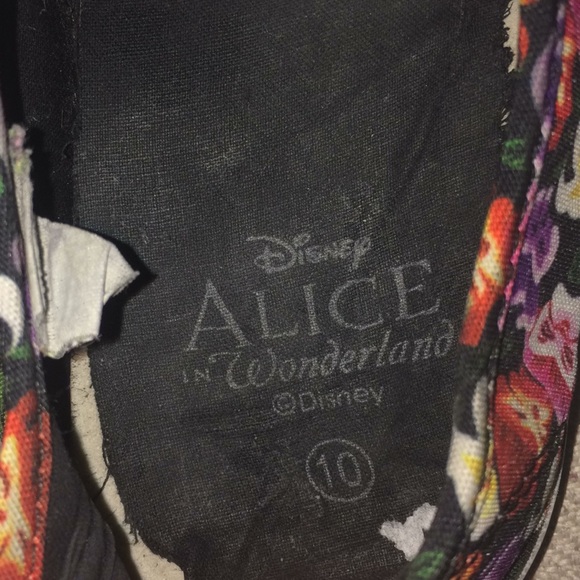 Alice in Wonderland Flowers Shoes - Picture 5 of 5
